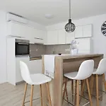 Apartament Anmalu With Jacuzzi *
