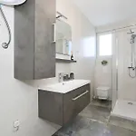 Apartament Anmalu With Jacuzzi