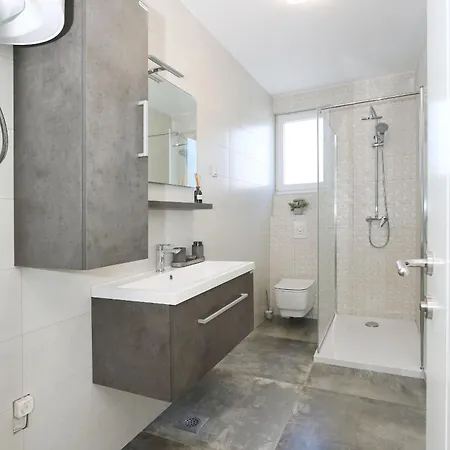 Anmalu With Jacuzzi Апартаменты *