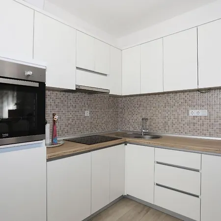 Anmalu With Jacuzzi *