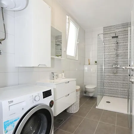 公寓 Anmalu With Jacuzzi 皮罗瓦茨