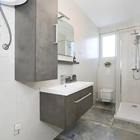 Apartment Anmalu With Jacuzzi