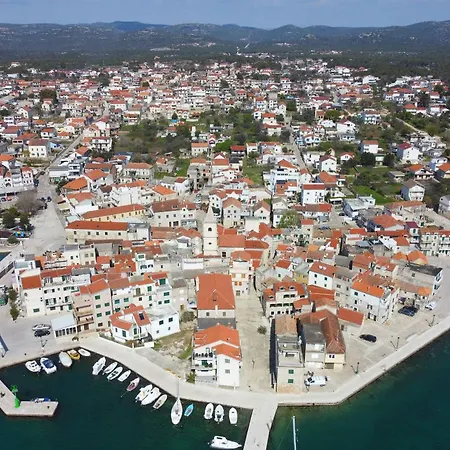 Anmalu With Jacuzzi * Пировац