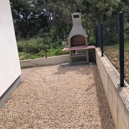 Anmalu With Jacuzzi * Пировац