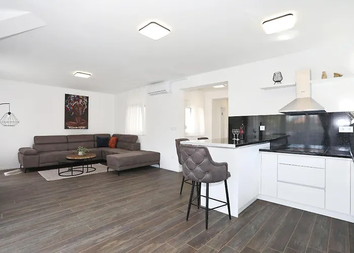 아파트 Anmalu With Jacuzzi *